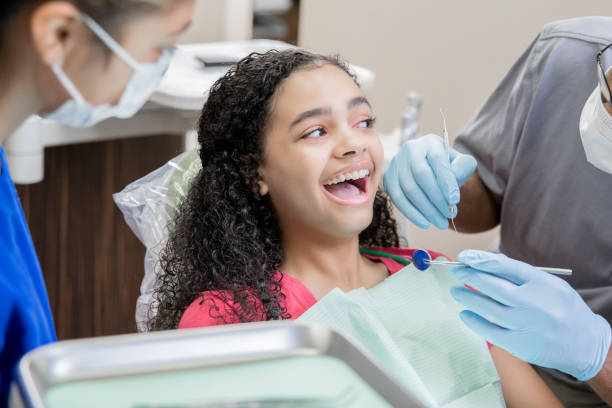 Best Broken or Chipped Tooth Repair in Taft, FL